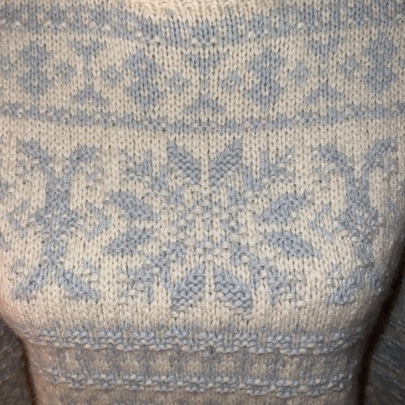 Ralph Lauren Women’s Black Label 100% Cashmere Blue Cream Turtleneck Sweater M - Picture 15 of 16